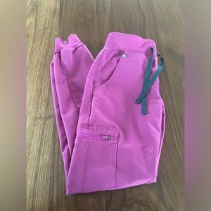 Figs zamora xxs bright fuscia